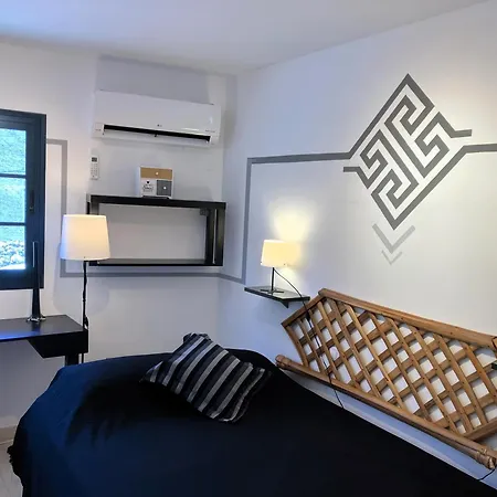 Playa De La Fuente *